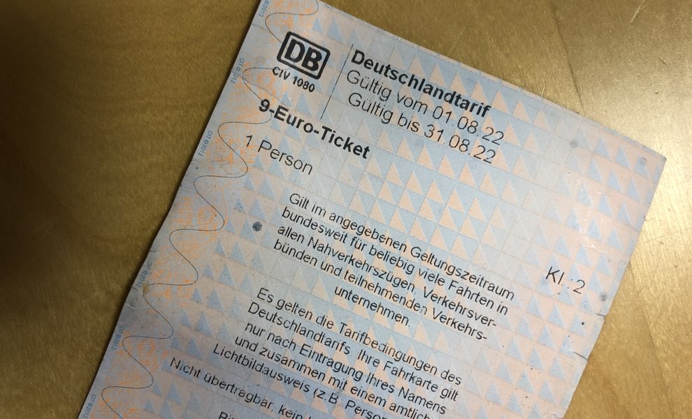 Neun Euro Ticket